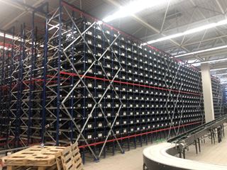 BKM Kitap Bursa istifli siyah kutulu yüksek depo rafları