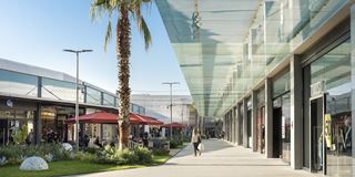 Adana Shopping Centre outdoor walkway with shops and cafes